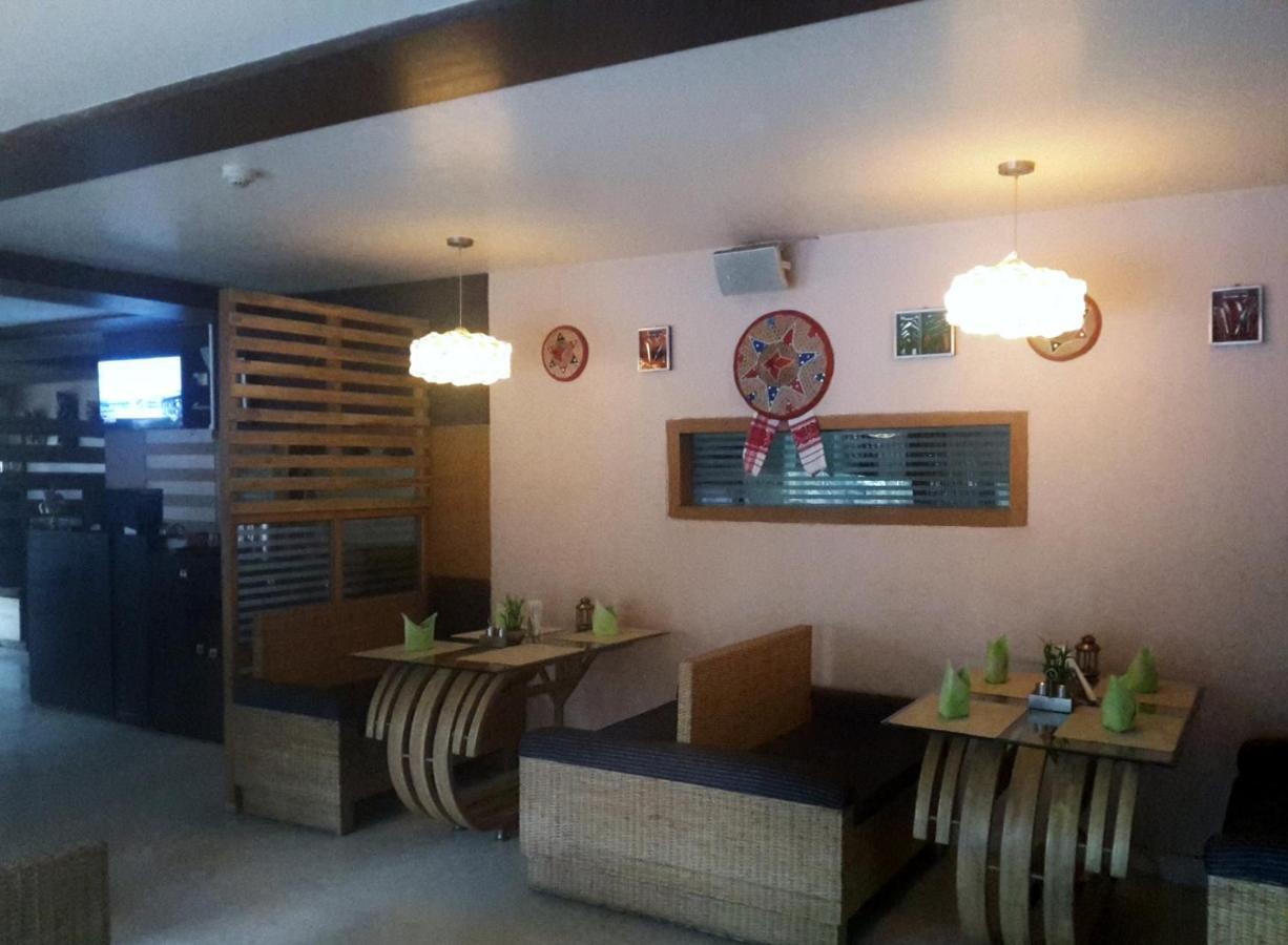 Hotel Rains Inn Γουβαχάτι Εξωτερικό φωτογραφία
