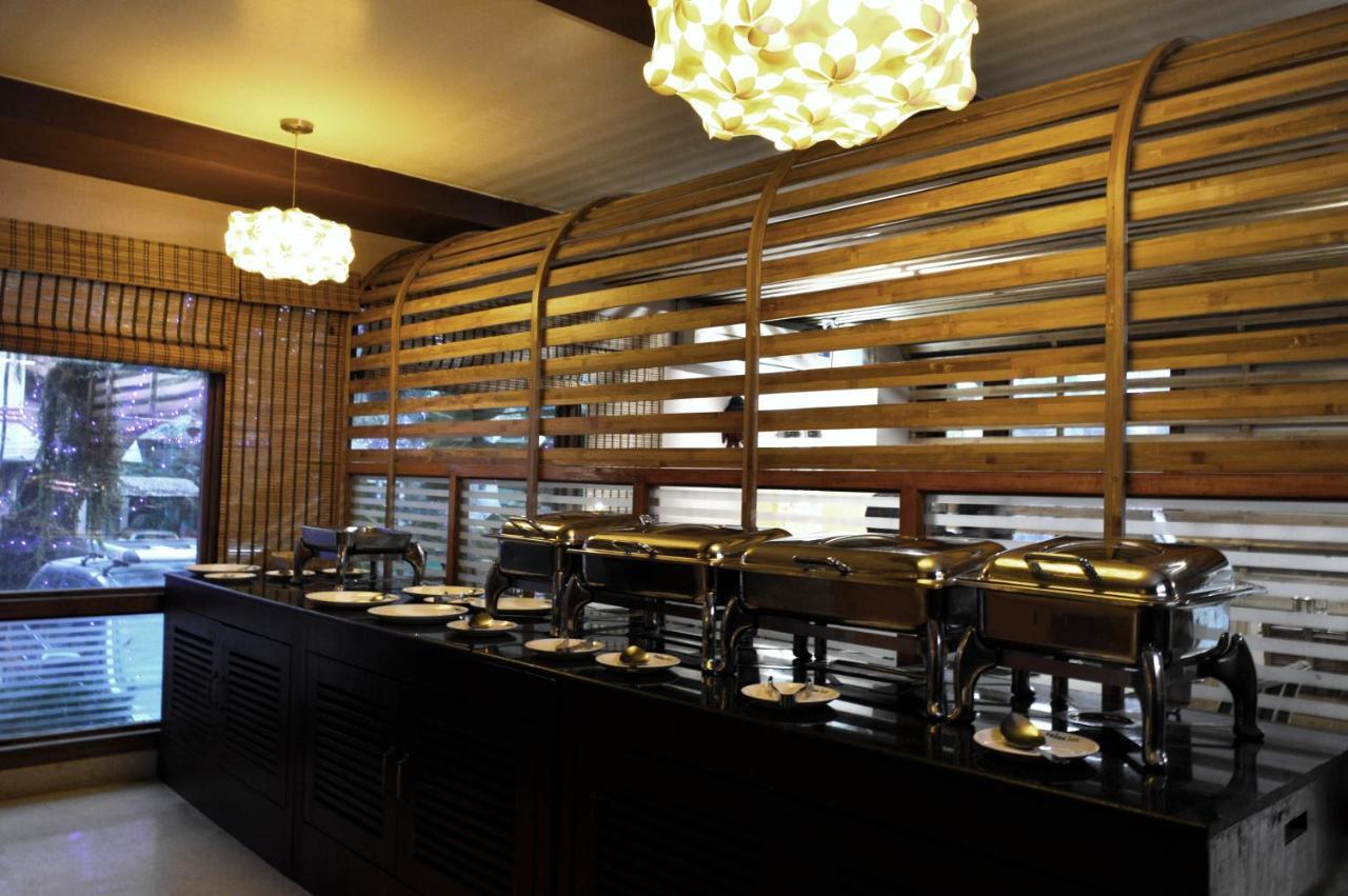 Hotel Rains Inn Γουβαχάτι Εξωτερικό φωτογραφία