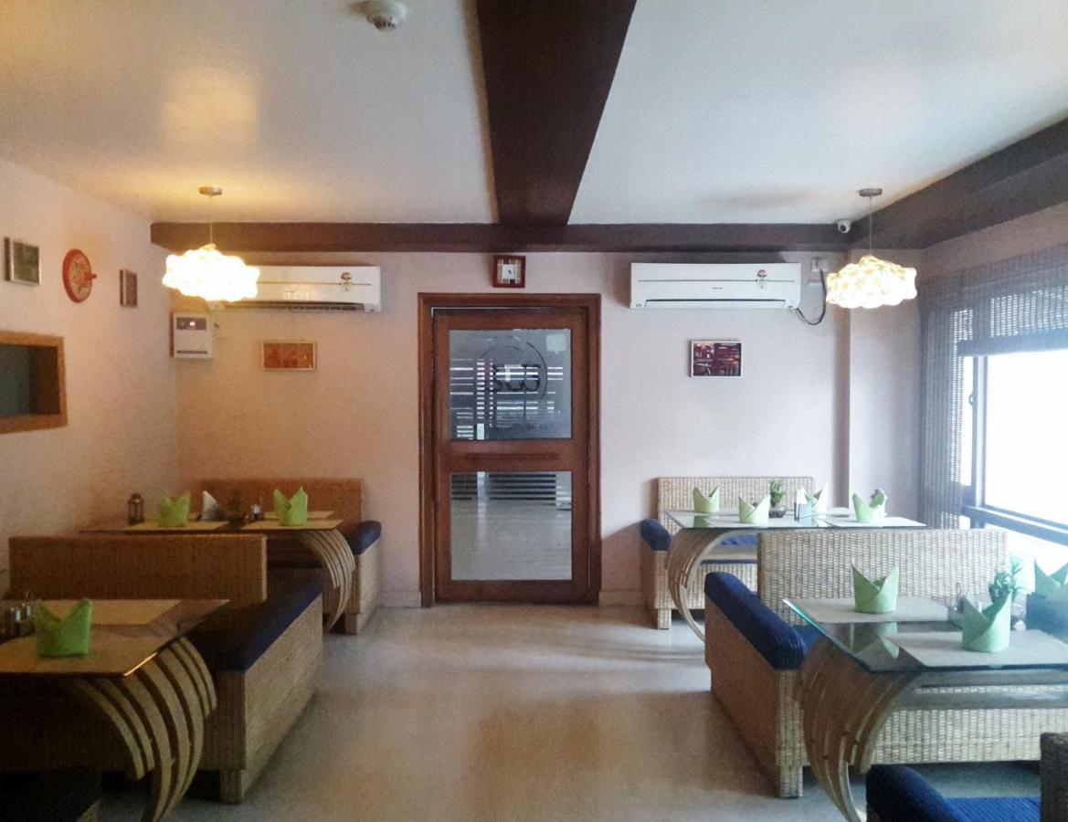 Hotel Rains Inn Γουβαχάτι Εξωτερικό φωτογραφία
