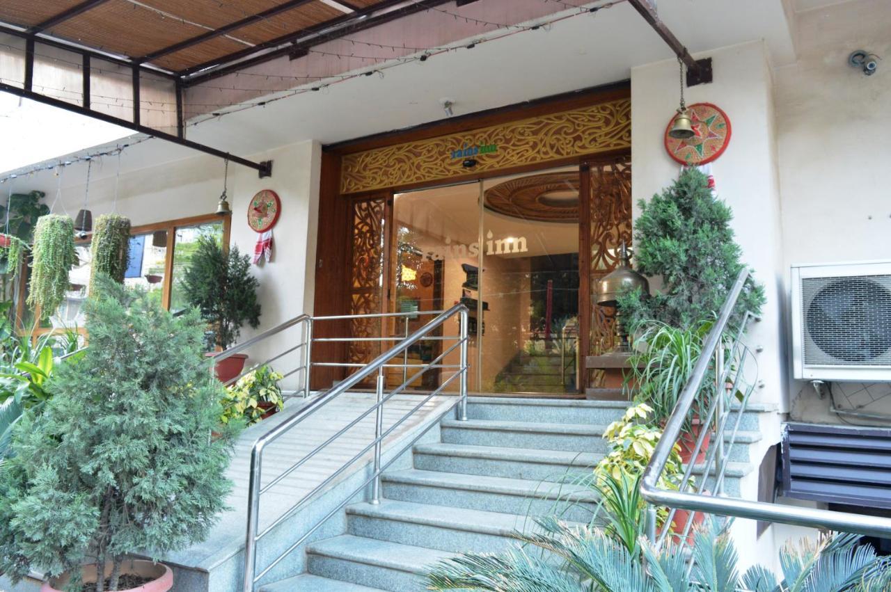 Hotel Rains Inn Γουβαχάτι Εξωτερικό φωτογραφία