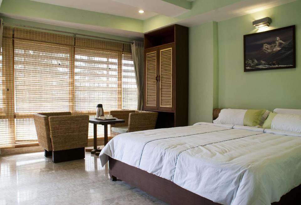 Hotel Rains Inn Γουβαχάτι Εξωτερικό φωτογραφία