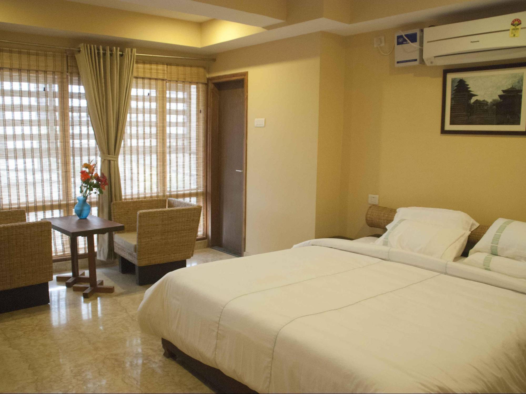 Hotel Rains Inn Γουβαχάτι Εξωτερικό φωτογραφία