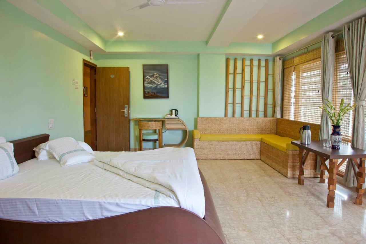 Hotel Rains Inn Γουβαχάτι Εξωτερικό φωτογραφία